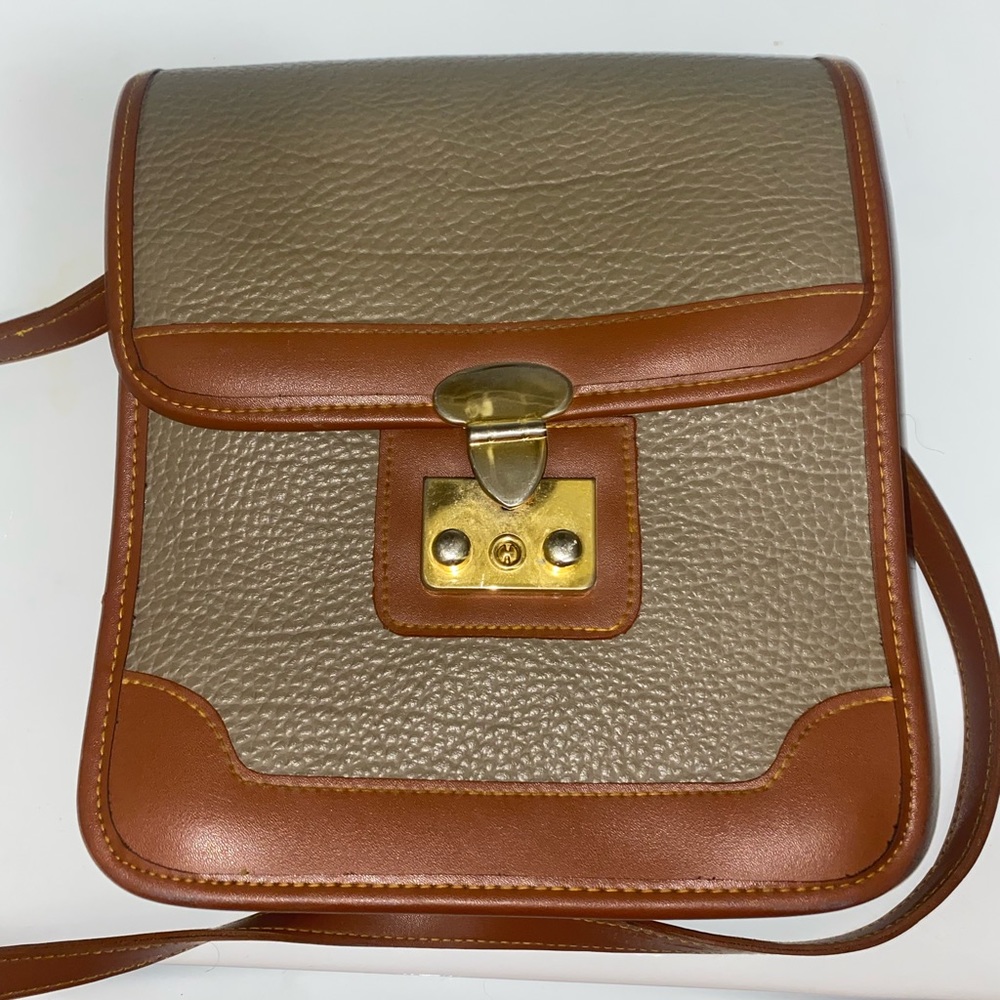 Vintage leather purse